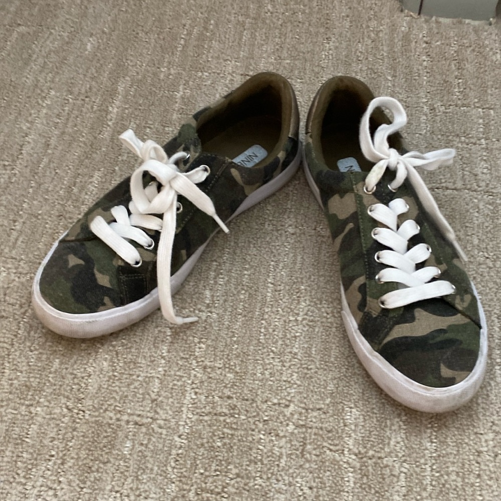 Nine West camo sneakers